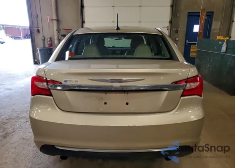 2014 Chrysler 200 Limited z USA, uszkodzony, nr VIN 1C3CCBCG7EN135791